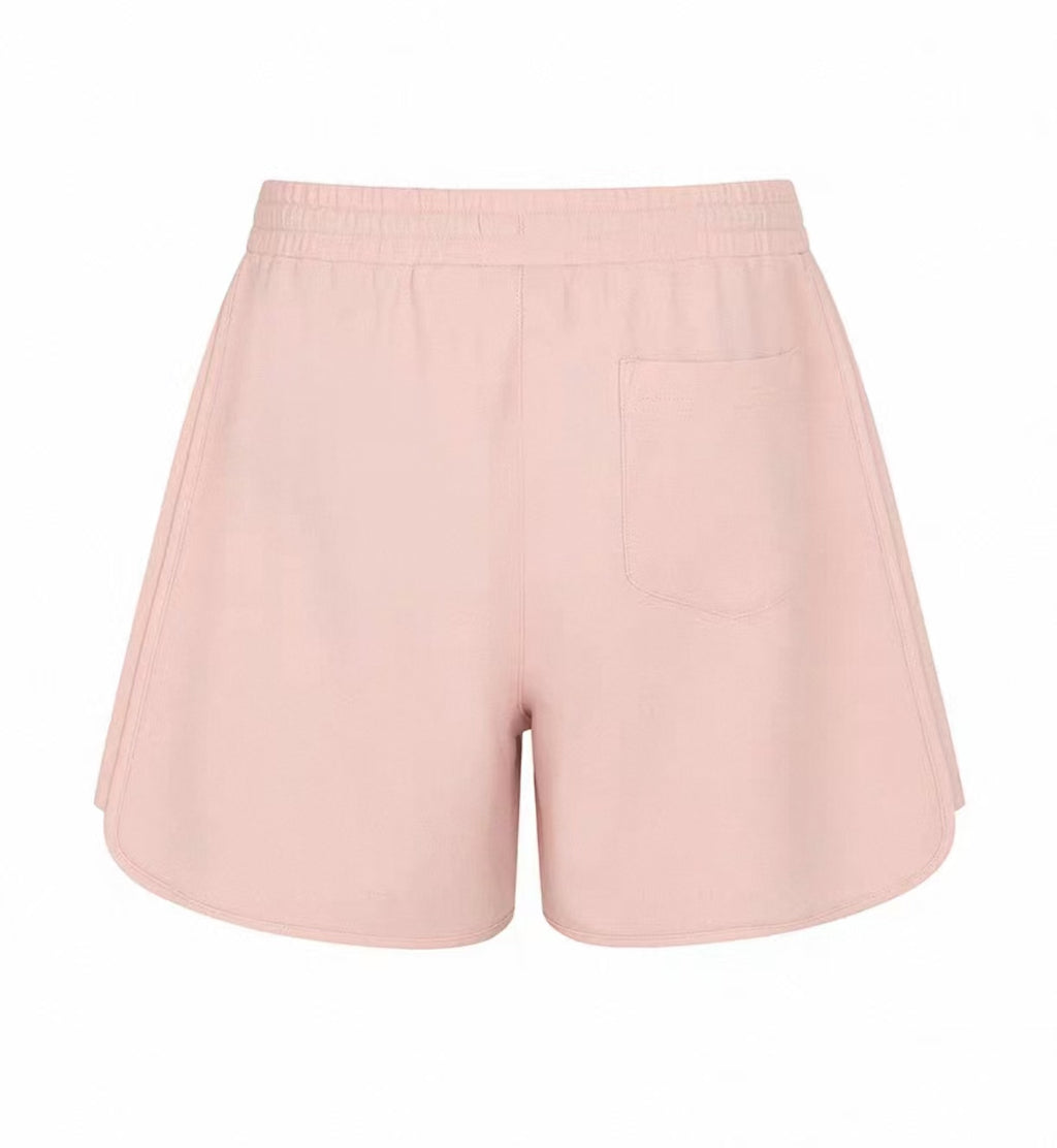 Malbon Golf Women’s Elastic Waist Straight-Leg Shorts