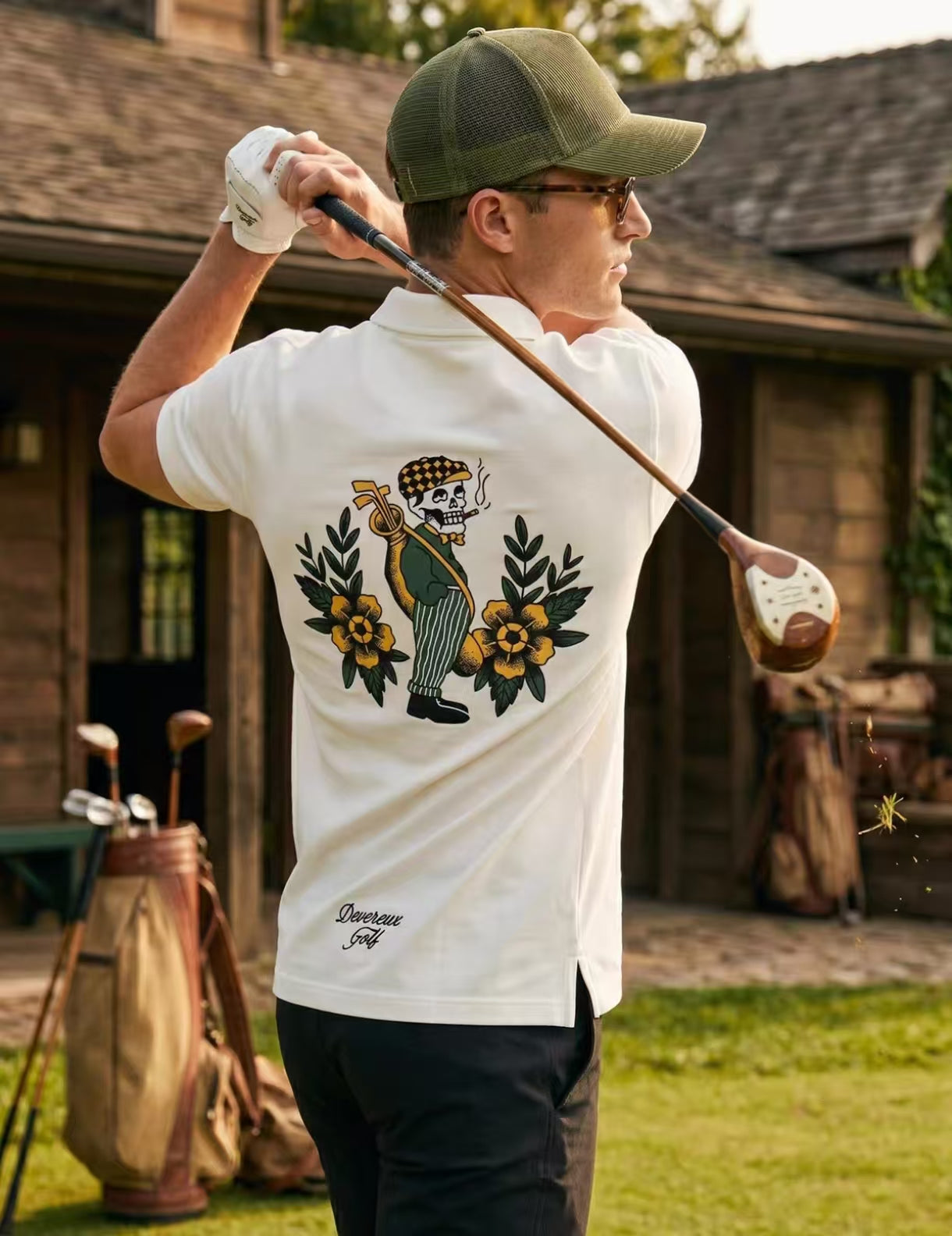 Devereux Golf 남성 빈티지 통기성 백그래픽 폴로 셔츠 화이트 제품 이미지