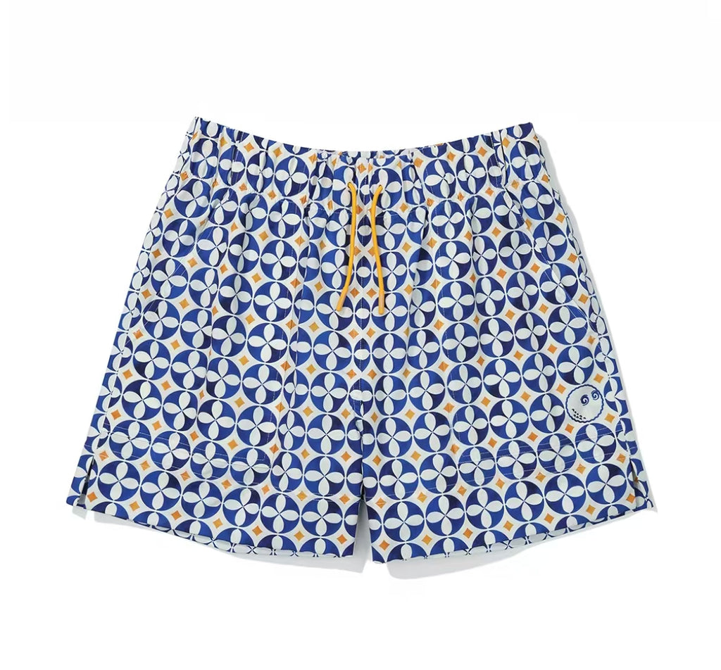 Malbon Women's Quick-Dry Printed Shorts Blue Print printed golf shorts front view
