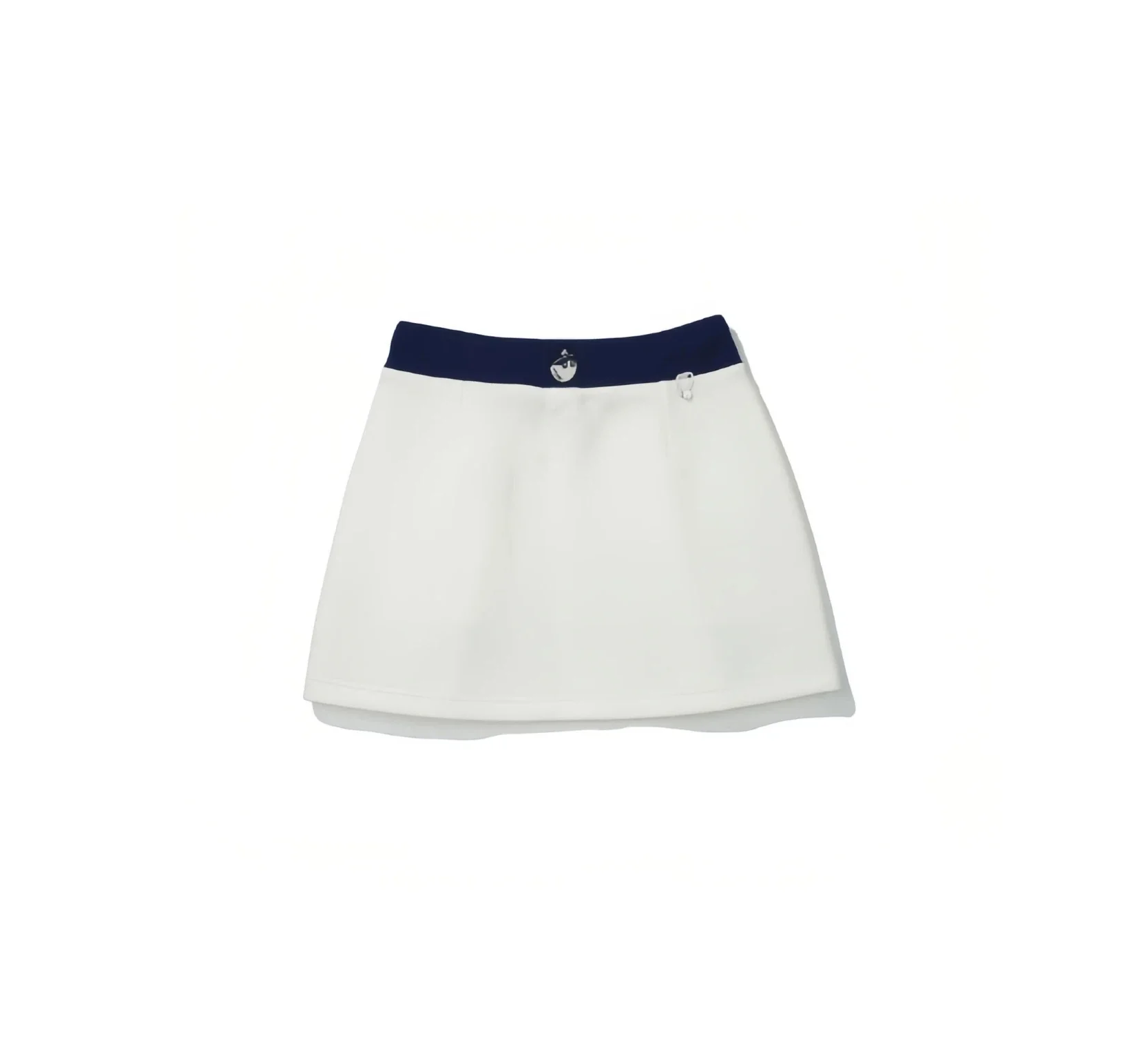 Malbon Women's Golf Skort - Autumn Winter Sport Skirt White back view 화이트 골프 의류 후면