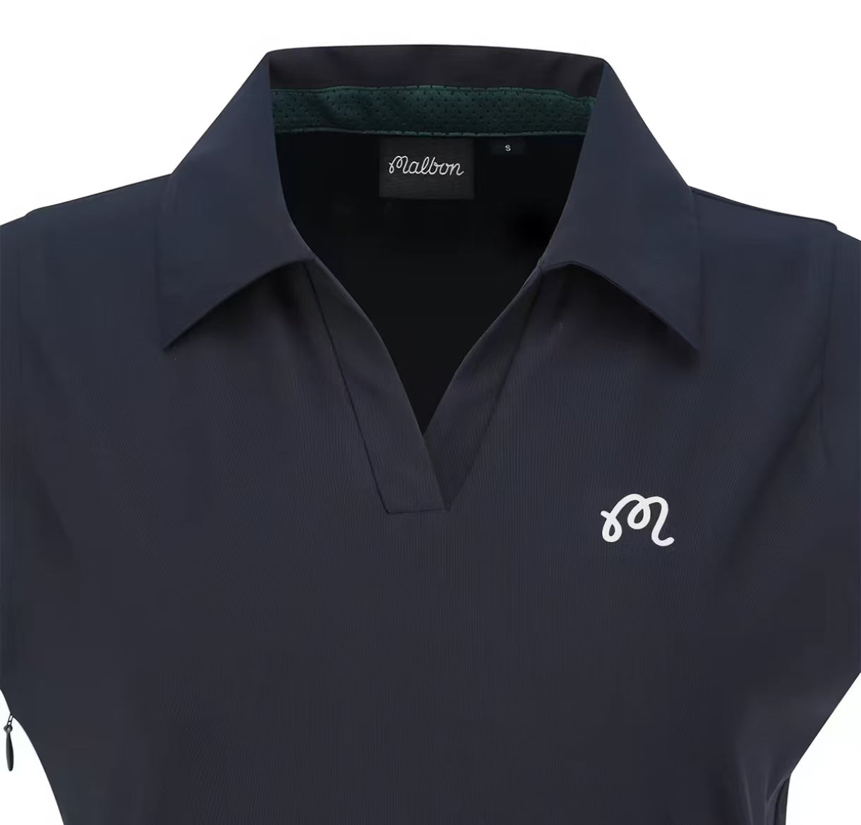 Malbon Studio Seoul Sleeveless Polo Golf Dress 블랙 polo 골프 드레스 모델 착용 이미지