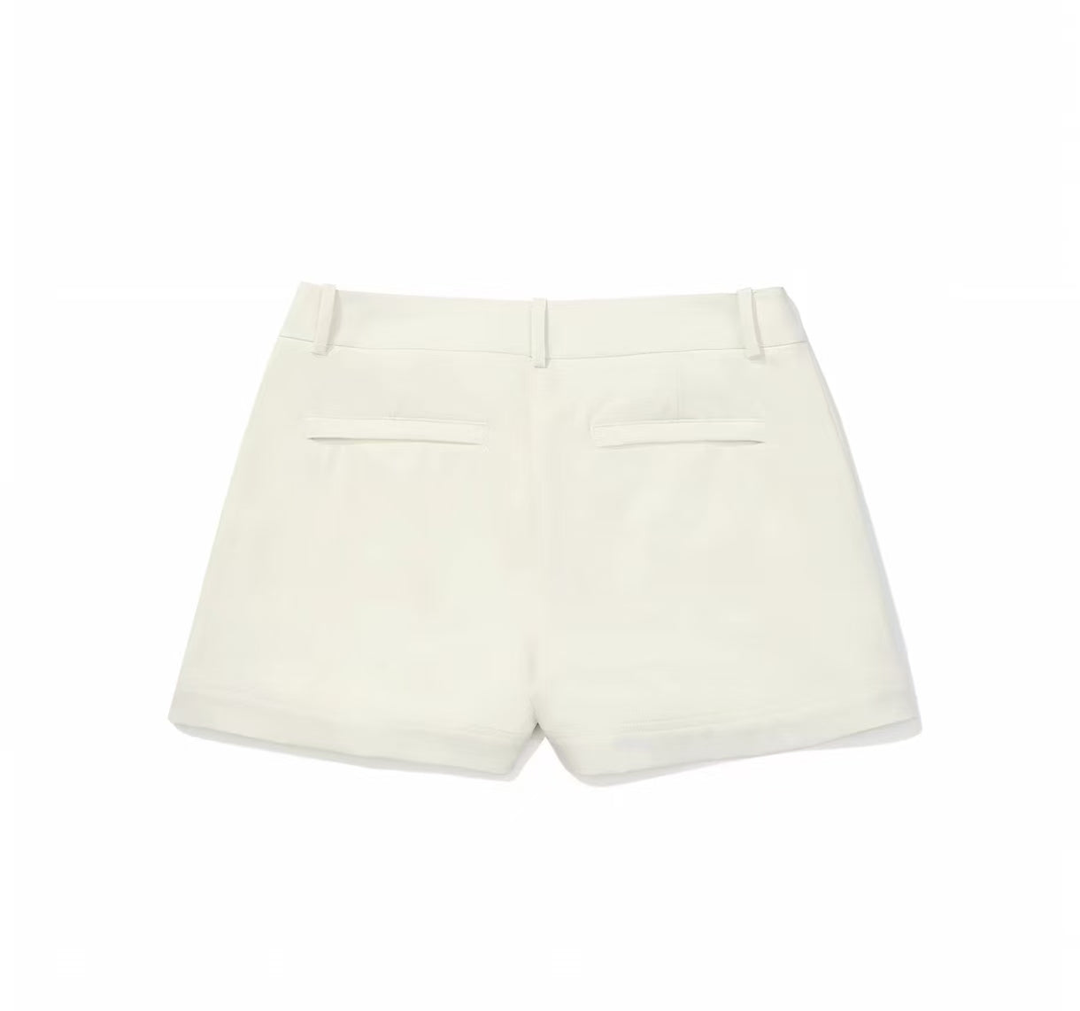 Malbon 여성용 Embroidered Tennis Skort Set 골프 스커트 세트 모델 착용 이미지