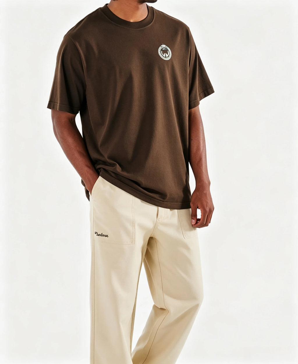Malbon Bermuda Maxwell Graphic Golf T-Shirt Brown model front detail
