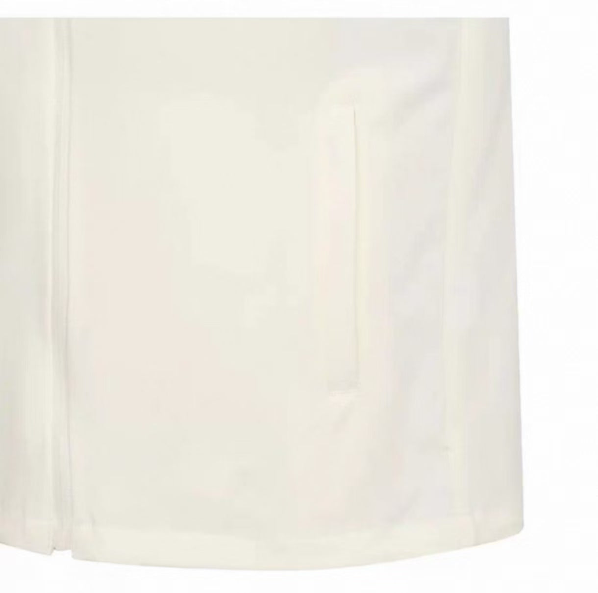 Malbon Golf Women’s Quick-Dry Stand 칼라 스포츠 탑 화이트 fabric 디테일